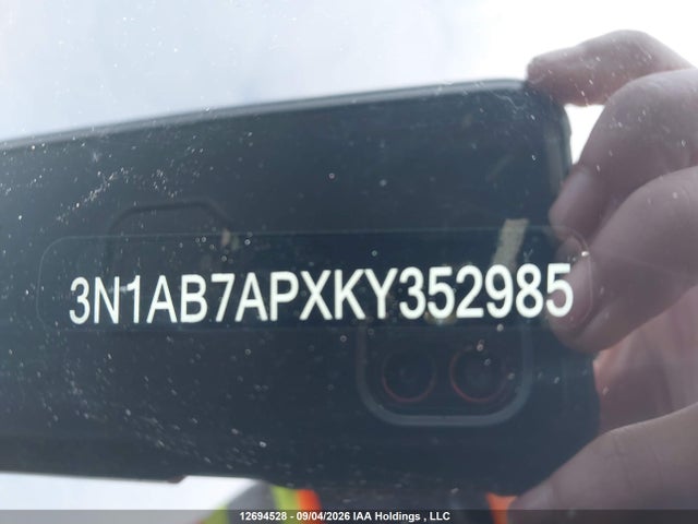 3N1AB7APXKY352985 Nissan Sentra 1.8 S/1.8 Sv