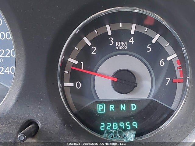 2011 Chrysler 200 Touring მანქანა იყიდება აუქციონზე, vin: 1C3BC2EG2BN566320, აუქციონის ნომერი: 12694533