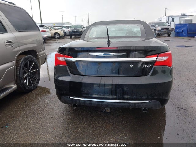 2011 Chrysler 200 Touring მანქანა იყიდება აუქციონზე, vin: 1C3BC2EG2BN566320, აუქციონის ნომერი: 12694533