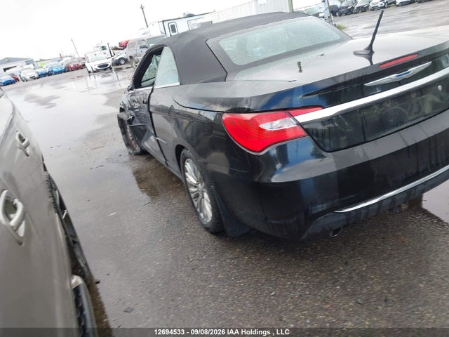 2011 Chrysler 200 Touring მანქანა იყიდება აუქციონზე, vin: 1C3BC2EG2BN566320, აუქციონის ნომერი: 12694533
