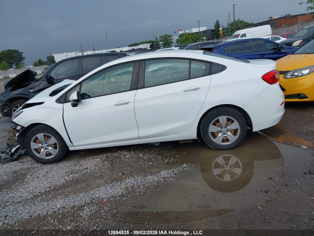 Продажа на аукционе авто 2018 Chevrolet Cruze Ls Auto, vin: 1G1BC5SM5J7175682, номер лота: 12694535