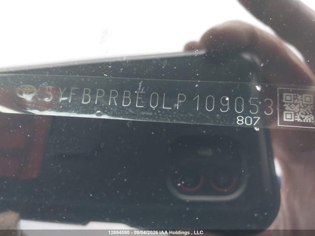 12694590 :رقم المزاد ، 5YFBPRBE0LP109053 vin ، 2020 Toyota Corolla Le مزاد بيع