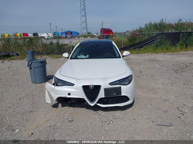 Продажа на аукционе авто 2018 Alfa Romeo Giulia Ti Q4, vin: ZARFAEEN7J7580435, номер лота: 12694602