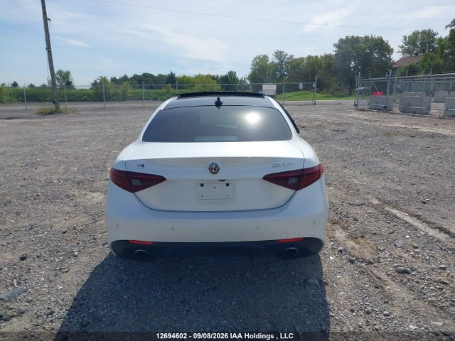 Продажа на аукционе авто 2018 Alfa Romeo Giulia Ti Q4, vin: ZARFAEEN7J7580435, номер лота: 12694602