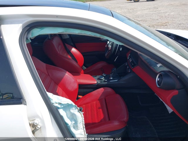 Продажа на аукционе авто 2018 Alfa Romeo Giulia Ti Q4, vin: ZARFAEEN7J7580435, номер лота: 12694602