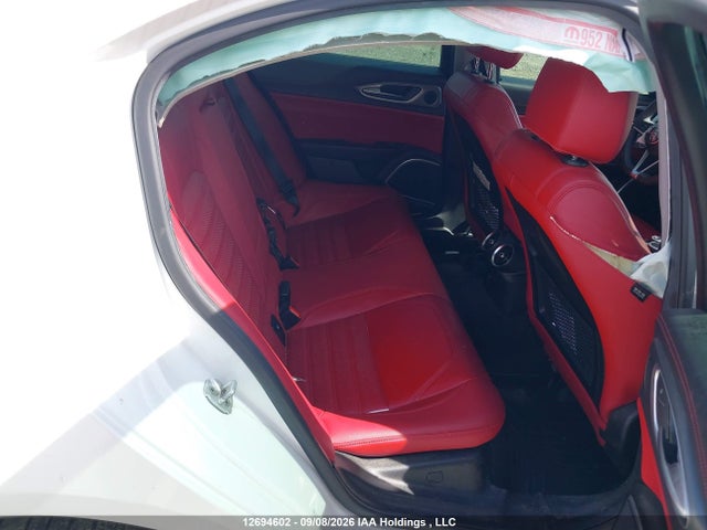Продажа на аукционе авто 2018 Alfa Romeo Giulia Ti Q4, vin: ZARFAEEN7J7580435, номер лота: 12694602