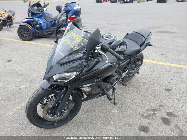 Kawasaki Ex650 F 2017 JKAEXEK12HDA06291 Image 2