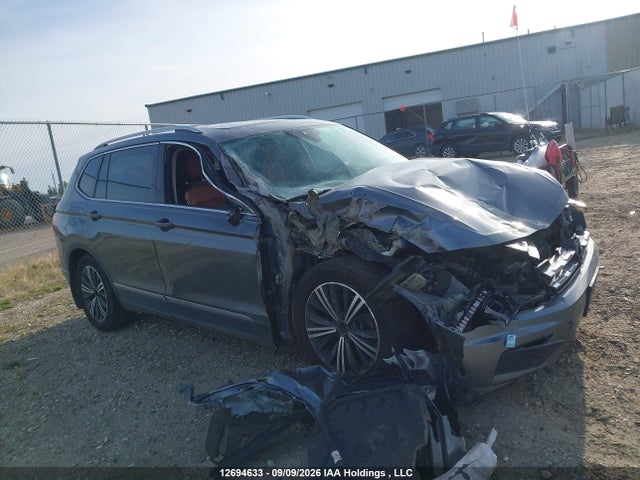 3VV4B7AX9JM082911 Volkswagen Tiguan Sel Premium