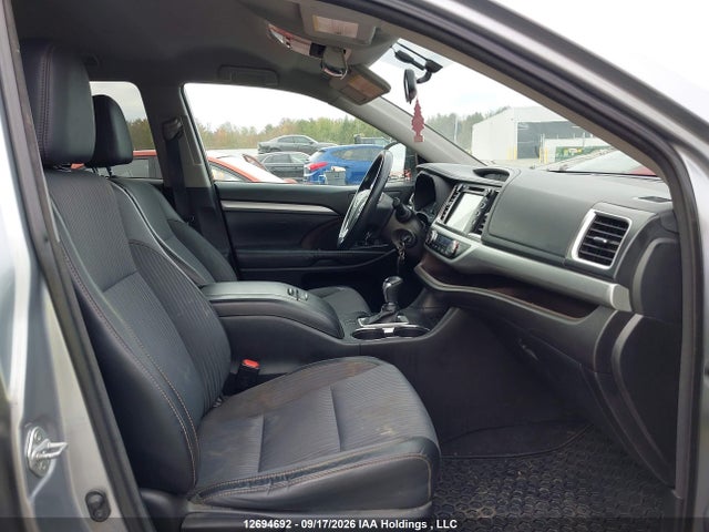 Toyota Highlander Le 2016 5TDBKRFH4GS266696 Image 5