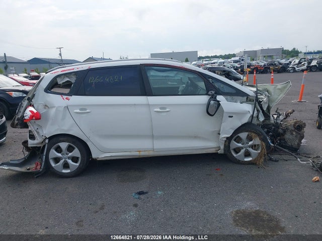 KIA Rondo Lx 2014 KNAHT8A39E7023533 Image 13