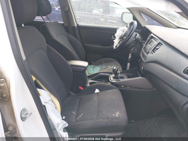 KIA Rondo Lx 2014 KNAHT8A39E7023533 Image 5