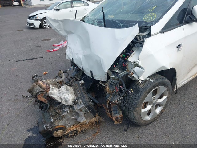 KIA Rondo Lx 2014 KNAHT8A39E7023533 Image 6