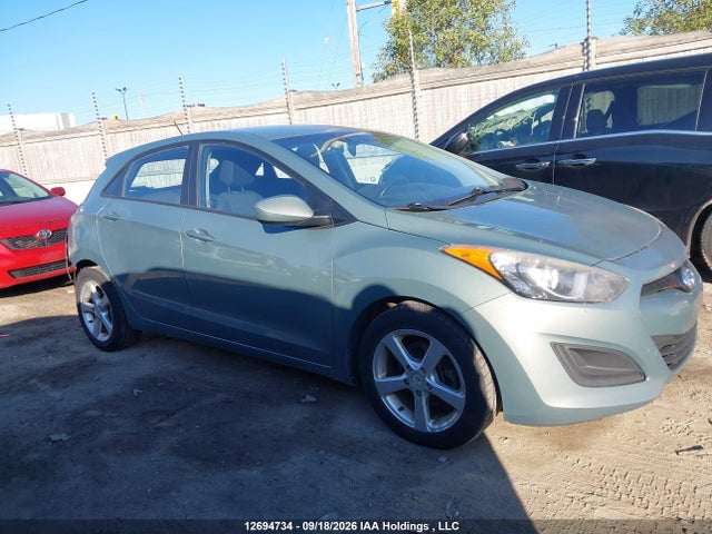 2013 Hyundai Elantra Gt მანქანა იყიდება აუქციონზე, vin: KMHD25LE9DU063642, აუქციონის ნომერი: 12694734