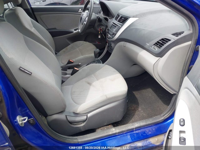 2013 Hyundai Accent Gl მანქანა იყიდება აუქციონზე, vin: KMHCT4AE5DU512224, აუქციონის ნომერი: 12681388