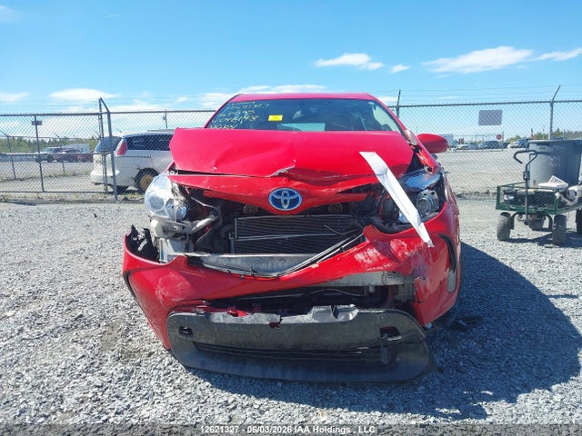JTDZN3EUXGJ042198 Toyota PRIUS V
