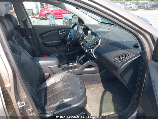 12675707 :رقم المزاد ، KM8JUCAC5BU224262 vin ، 2011 Hyundai Tucson Limited مزاد بيع