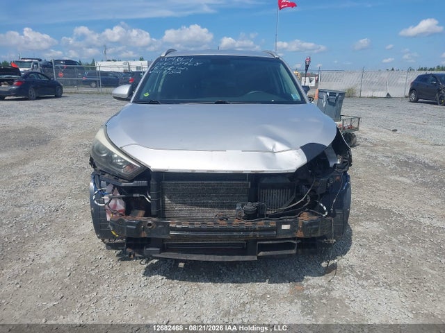KM8J3CA22GU219182 Hyundai Tucson Premium 1.6