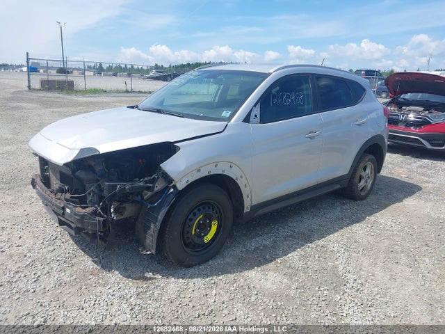 KM8J3CA22GU219182 Hyundai Tucson Premium 1.6