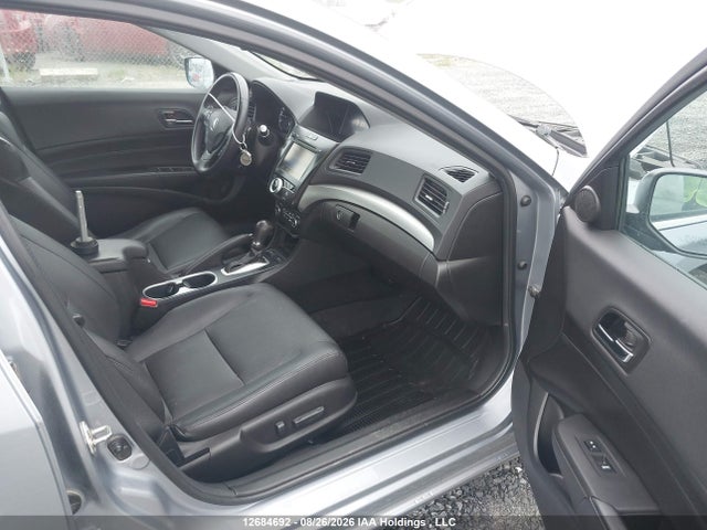 19UDE2F79GA803365 Acura Ilx Premium Package/tech Package