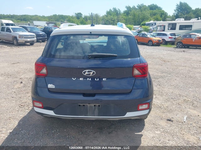 KMHRC8A36SU346759 Hyundai Venue Preferred W/two-tone