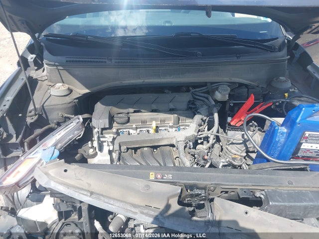 KMHRC8A36SU346759 Hyundai Venue Preferred W/two-tone