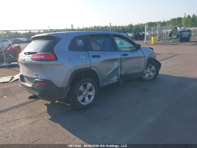 1C4PJLAB1GW128378 Jeep Cherokee Sport