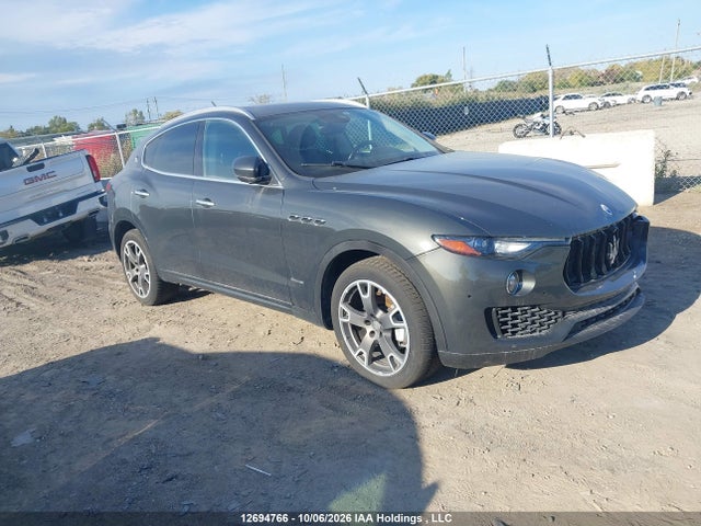 Maserati Levante Granlusso 2018 ZN661XUL9JX271442 zdjęcie główne