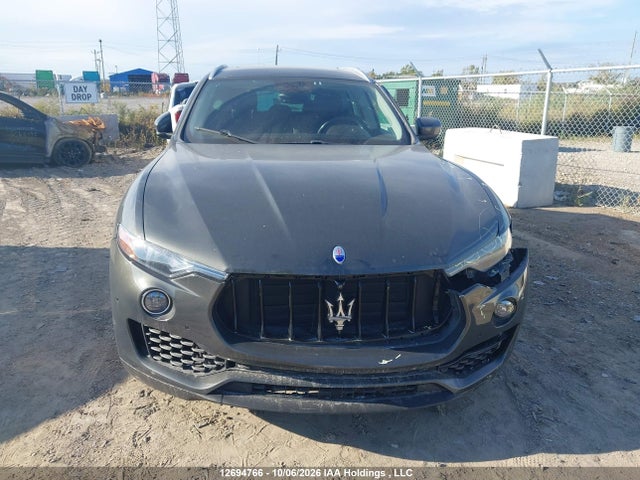 ZN661XUL9JX271442 Maserati Levante Granlusso