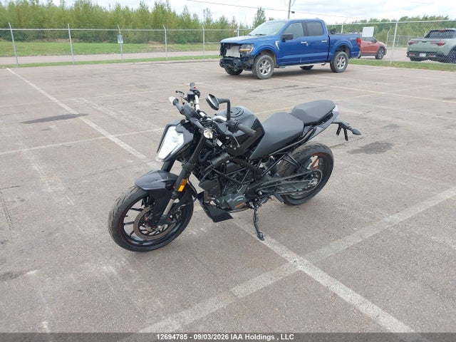 KTM 200 Duke 2023 MD2JPC408PC015988 Image 2