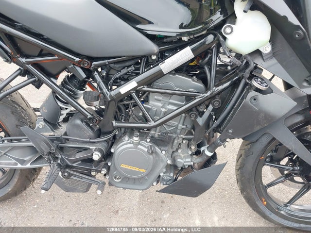 KTM 200 Duke 2023 MD2JPC408PC015988 Image 8
