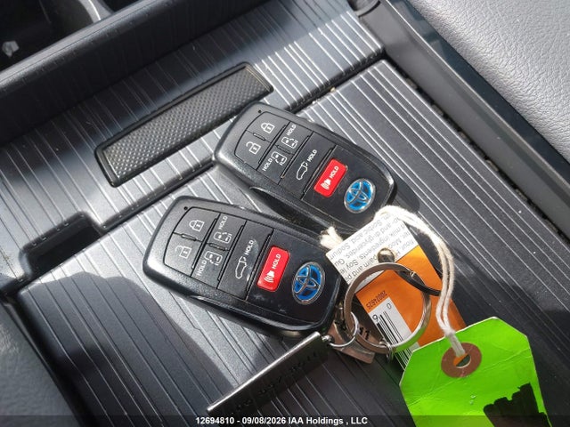 2024 Toyota Sienna Xse 7-passenger მანქანა იყიდება აუქციონზე, vin: 5TDGSKFC1RS141434, აუქციონის ნომერი: 12694810