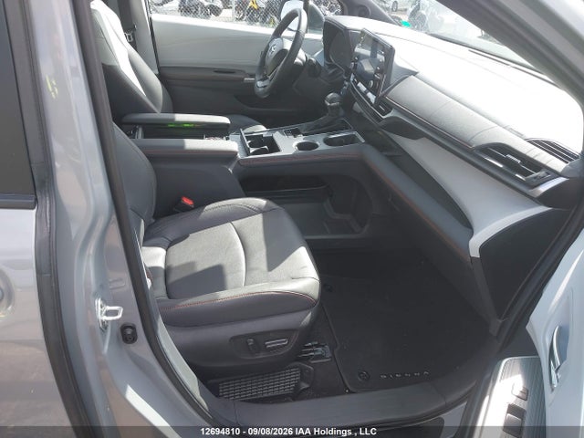 2024 Toyota Sienna Xse 7-passenger მანქანა იყიდება აუქციონზე, vin: 5TDGSKFC1RS141434, აუქციონის ნომერი: 12694810