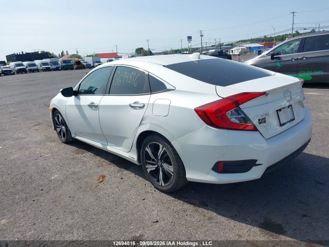 Honda Civic Touring 2018 2HGFC1F96JH105184 Image 3
