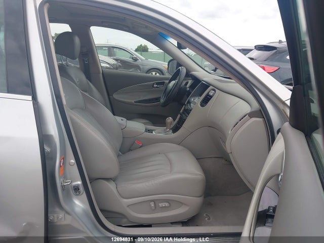 12694831 :رقم المزاد ، JNKAJ09F88M362654 vin ، 2008 Infiniti Ex35 Journey مزاد بيع