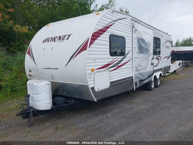 12694840 :رقم المزاد ، 4YDT29R25A7201723 vin ، 2010 Keystone Keystone مزاد بيع