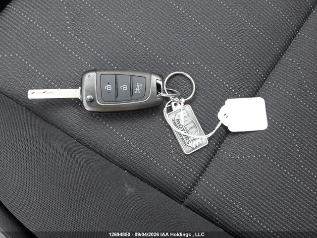Hyundai Venue Essential 2026 KMHRB8A39TU479715 Image 11