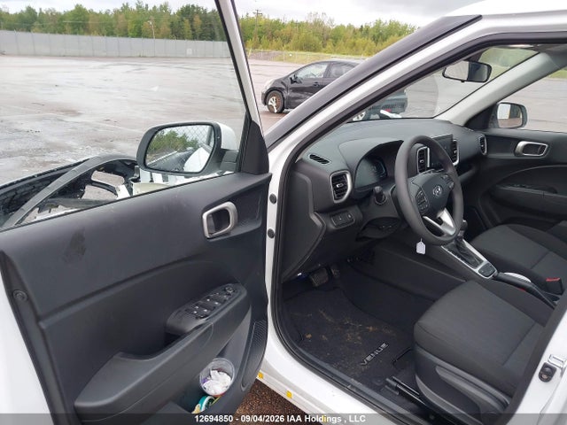 Hyundai Venue Essential 2026 KMHRB8A39TU479715 Image 19