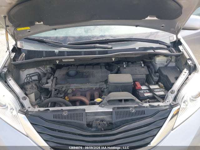 Aukcja sprzedaży 2012 Toyota Sienna Le, vin: 5TDKA3DC4CS010415, numer aukcji: 12694876
