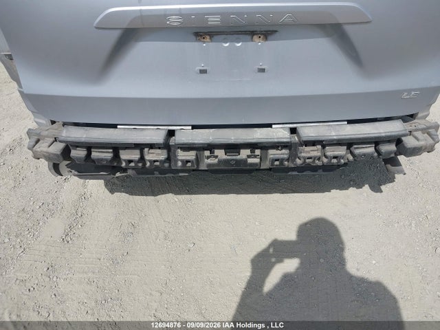Aukcja sprzedaży 2012 Toyota Sienna Le, vin: 5TDKA3DC4CS010415, numer aukcji: 12694876