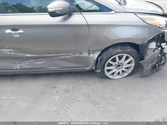 2014 Kia Rondo მანქანა იყიდება აუქციონზე, vin: KNAHU8A36E7021395, აუქციონის ნომერი: 12694912