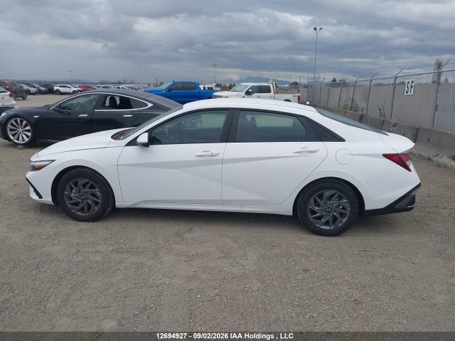 2026 Hyundai Elantra Sel Sport მანქანა იყიდება აუქციონზე, vin: KMHLM4DG8TU260204, აუქციონის ნომერი: 12694927