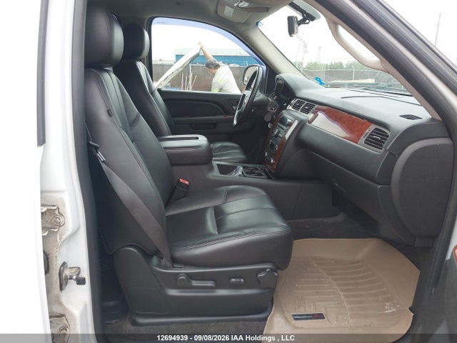 Продаж на аукціоні авто 2010 Chevrolet Tahoe Lt, vin: 1GNUCBE0XAR129252, номер лоту: 12694939