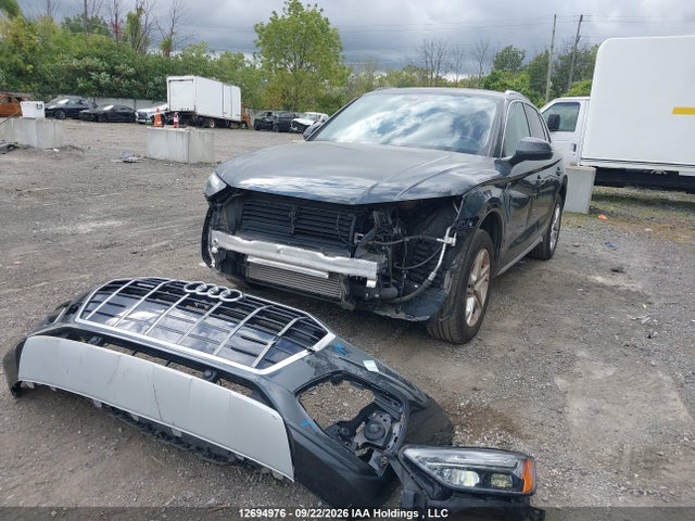 2021 Audi Q5 Premium მანქანა იყიდება აუქციონზე, vin: WA1AAAFY2M2135179, აუქციონის ნომერი: 12694976