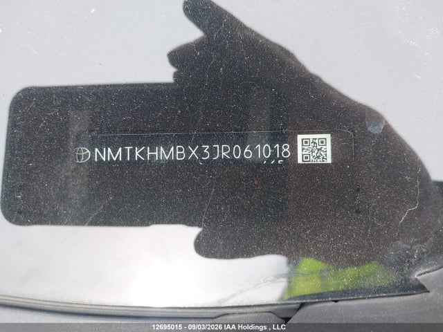 12695015 :رقم المزاد ، NMTKHMBX3JR061018 vin ، 2018 Toyota C-hr Xle مزاد بيع