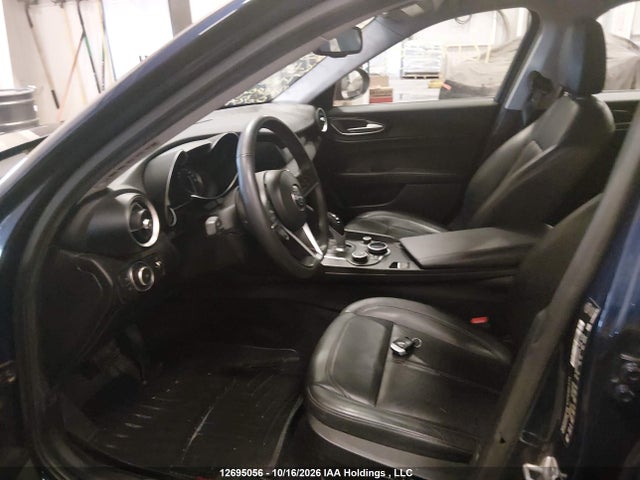 Alfa Romeo Giulia Q4 2017 ZARFAEDN0H7532478 Image 5