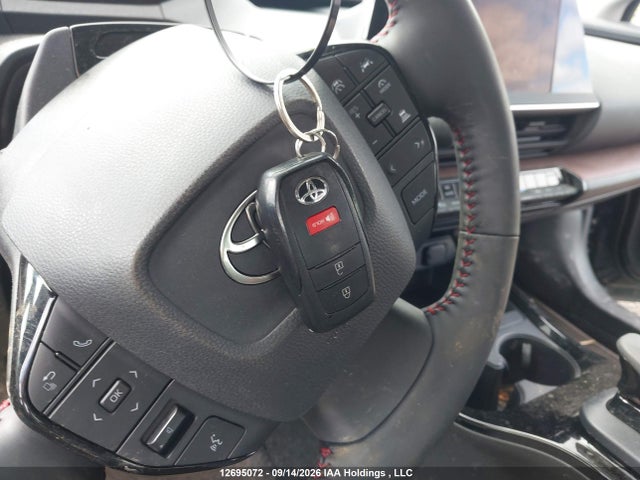 Продаж на аукціоні авто 2026 Toyota Prius Plug-in Hybrid Se, vin: JTDACACU1T3059254, номер лоту: 12695072