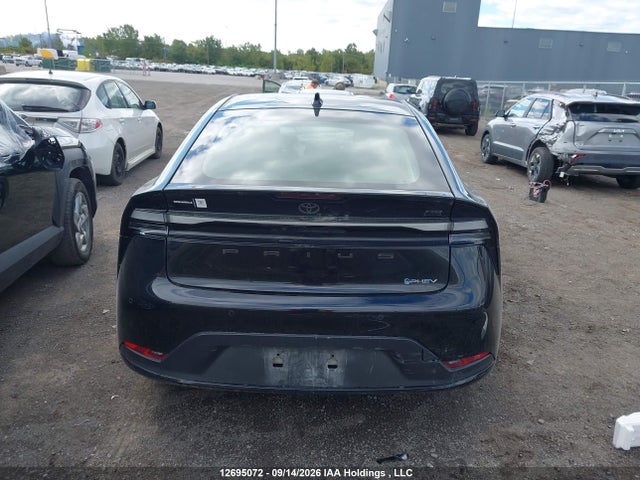 Продаж на аукціоні авто 2026 Toyota Prius Plug-in Hybrid Se, vin: JTDACACU1T3059254, номер лоту: 12695072
