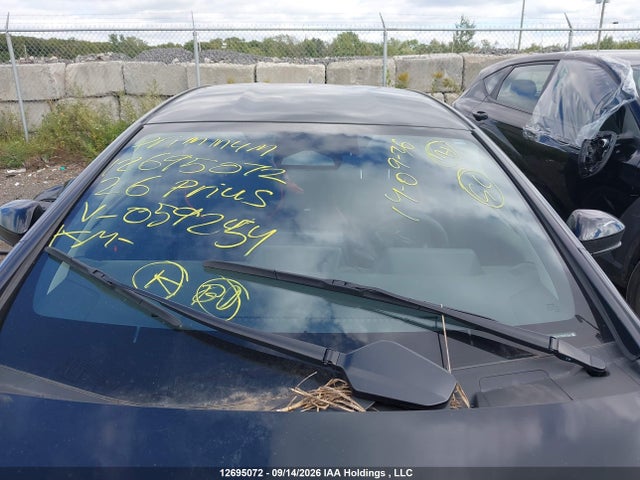 Продаж на аукціоні авто 2026 Toyota Prius Plug-in Hybrid Se, vin: JTDACACU1T3059254, номер лоту: 12695072