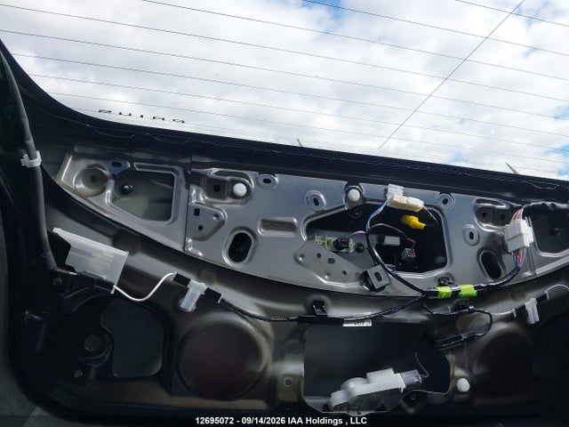 Продаж на аукціоні авто 2026 Toyota Prius Plug-in Hybrid Se, vin: JTDACACU1T3059254, номер лоту: 12695072