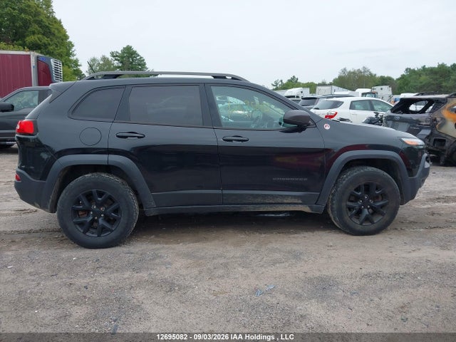 1C4PJMBS6FW618608 Jeep Cherokee Trailhawk